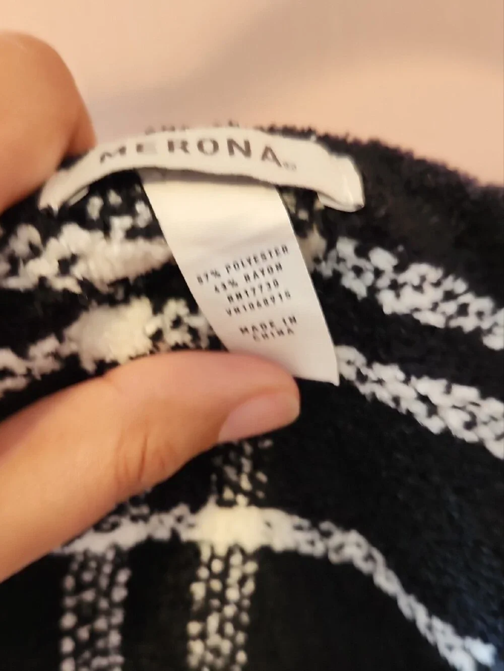 Merona Black & White Plaid Fringe Scarf
